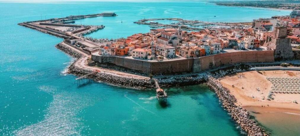 Lumia Hotel Termoli Exteriör bild