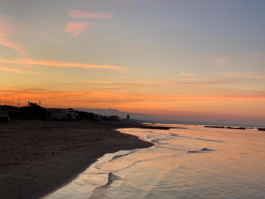 Lumia Hotel Termoli Exteriör bild