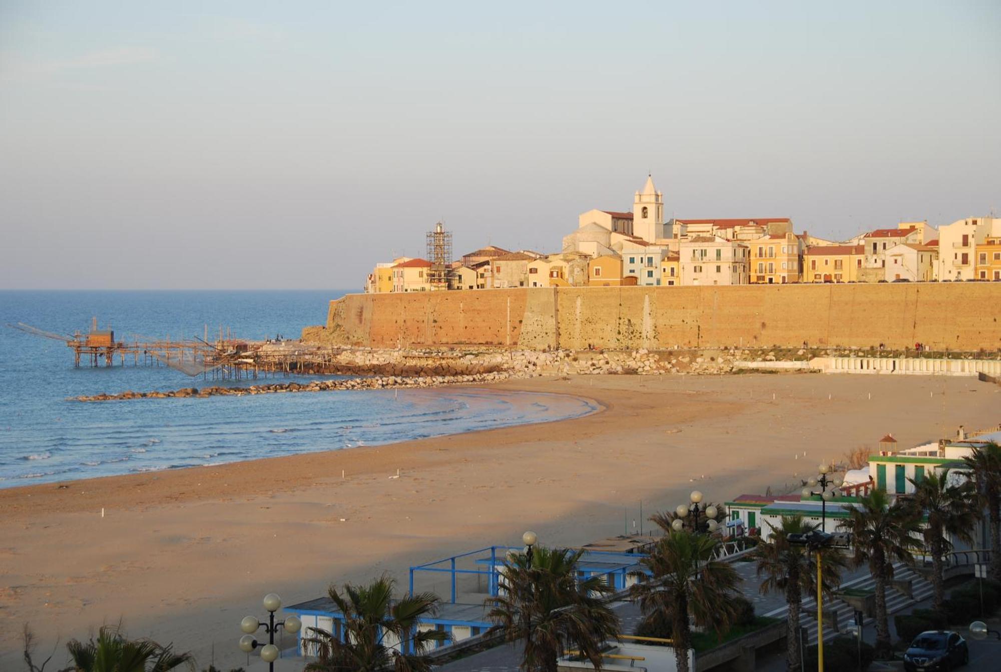Lumia Hotel Termoli Exteriör bild