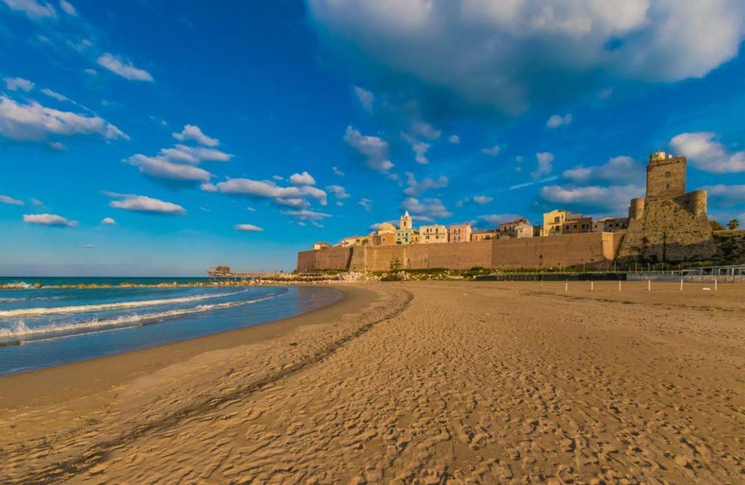 Lumia Hotel Termoli Exteriör bild